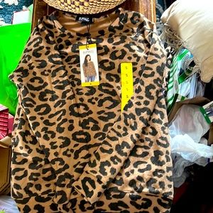 Buffalo pull over sweatshirt